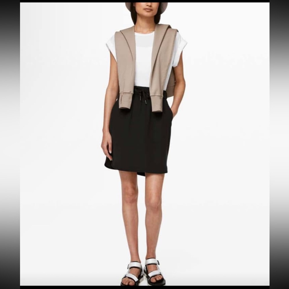 Lululemon on the fly skirt